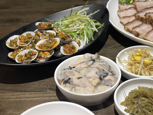 Halmae Bossam by null