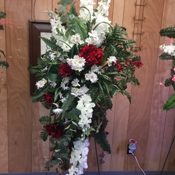 Hummingbird Flowers - Floral Designers Near Me - Whitwell, Tennessee