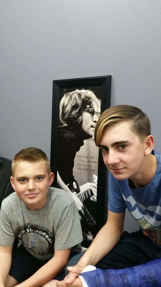 Chic & Dapper Studio Logo