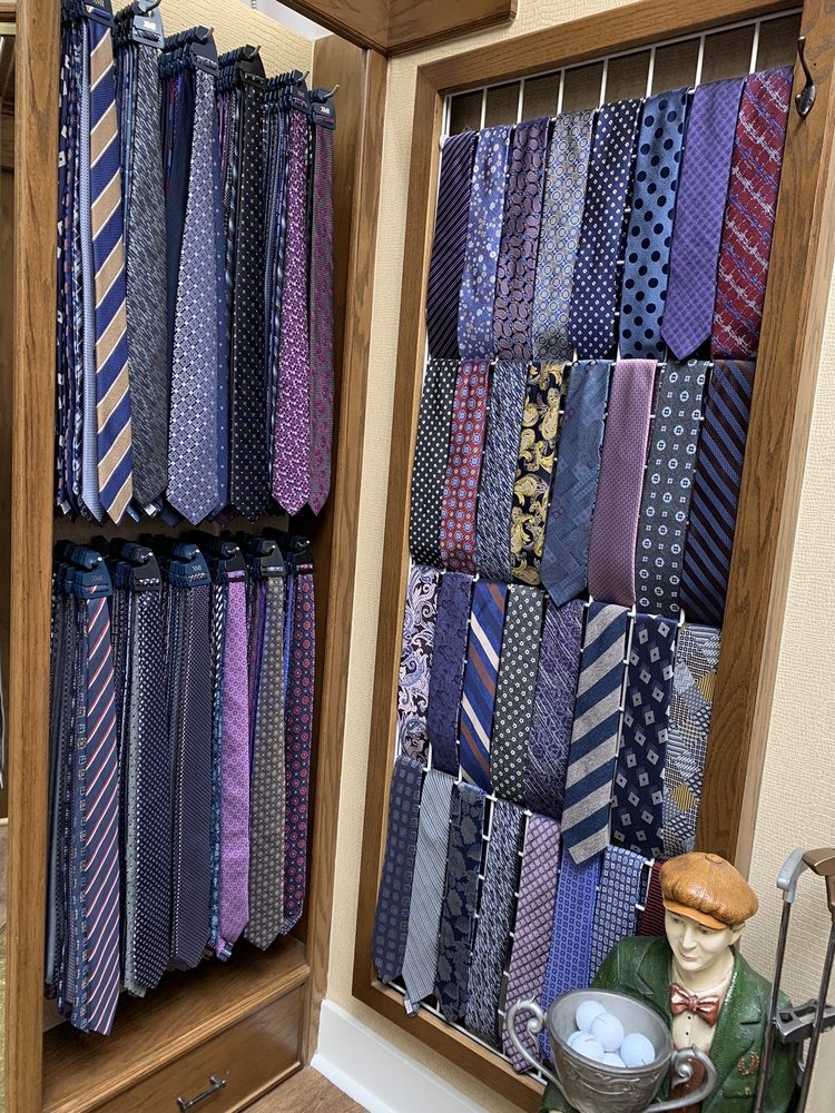 Ted's Clothiers - Big & Tall Logo