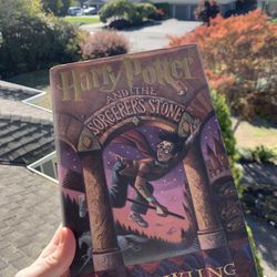 Innis Arden - Happy 25 years to the 1st Harry Potter book (October 1998, 1st American edition)!