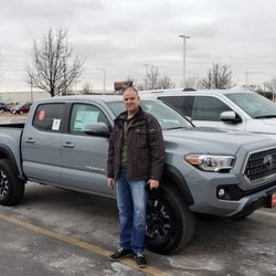 Toyota Of Naperville 90 Photos 290 Reviews Car Dealers 1488 W Ogden Ave Naperville Il Phone Number