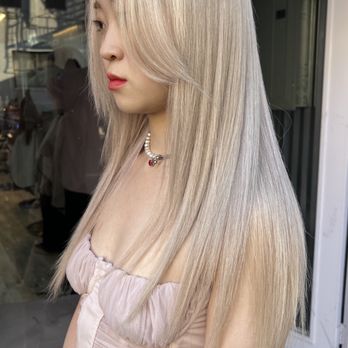 & Plus Salon - Color and cut by Mika #blondehair - Hair Salons Near Me - New York, New York & Plus Salon - Color and cut by Mika #blondehair - Hair Salons Near Me - New York, New York