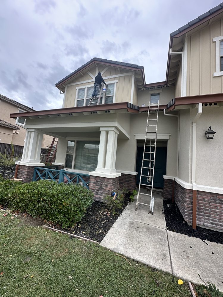 Slide of Bautista painting