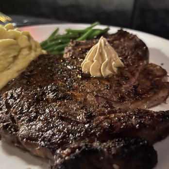 Vernon's Speakeasy - Steakhouses Near Me - Los Ranchos, New Mexico