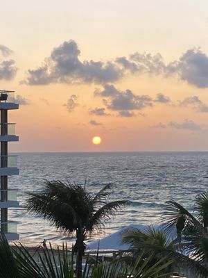 Hard Rock Hotel Cancun by null