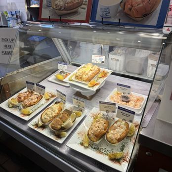 Boston Chowda - Lobster rolls - Seafood Near Me - Boston, Massachusetts Boston Chowda - Lobster rolls - Seafood Near Me - Boston, Massachusetts