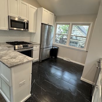 Cleaning Service Specialists - Office Cleaning Near Me - Maplewood , New Jersey