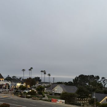 Monarch Ocean Pub - Gastropubs Near Me - Del Mar, California