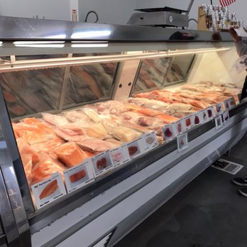 Anna's Seafood - Fresh seafood case - Seafood Markets Near Me - Petaluma, California