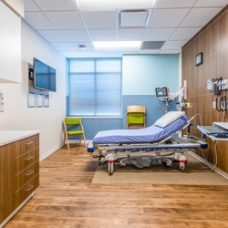 MultiCare Emergency - Parkland - Exam rooms are strategically designed with the patient in mind.
