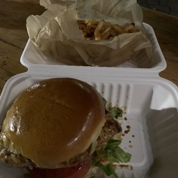 Big Buns - The BYOC - Custom Chicken - Burgers Near Me - Arlington, Virginia