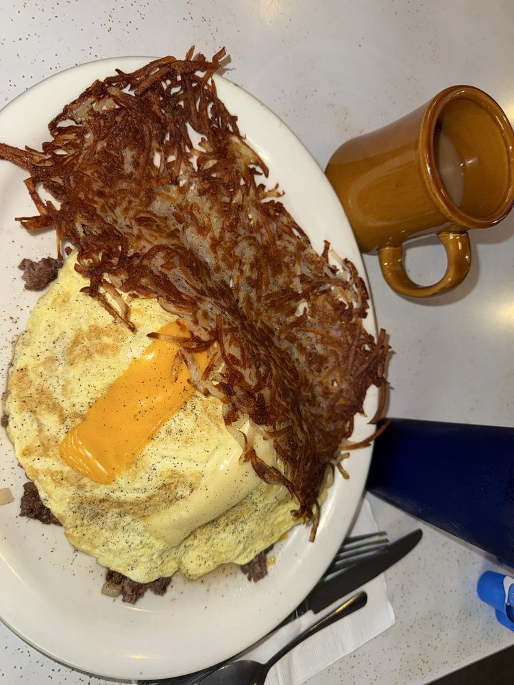 Diners at Carlos' Country Kitchen in Santa Rosa