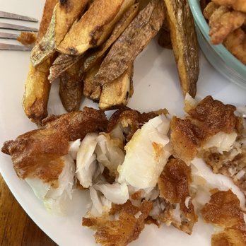 The Rampant Lion - a plate of fried fish and fries - Wine Bars Near Me - Gatlinburg, Tennessee The Rampant Lion - a plate of fried fish and fries - Wine Bars Near Me - Gatlinburg, Tennessee