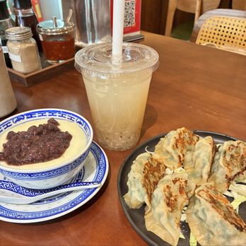 Nom Nom Bistro - Double-boiled milk pudding (optional red bean paste), crushed water chestnuts drink, pan-fried dumplings (8 pcs) - Dim Sum Near Me - Millbrae, California
