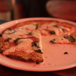Salt & Olive - Gluten free pizza: Margarita
