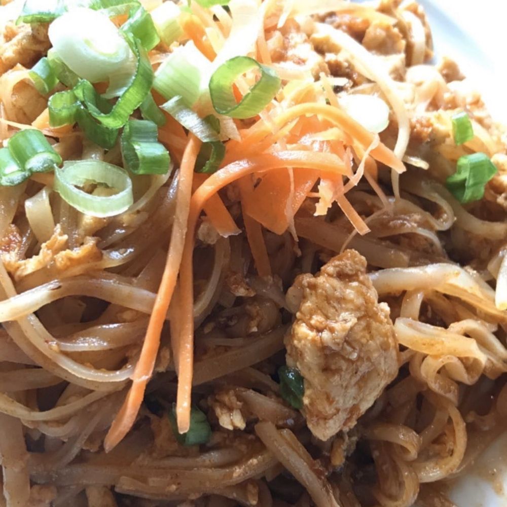 Thai Haven - Chicken Pad Thai - Thai Near Me - Winter Haven, Florida Thai Haven - Chicken Pad Thai - Thai Near Me - Winter Haven, Florida