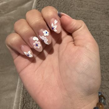 Luxury Nail Spa - Nail Salons Near Me - Tracy, California