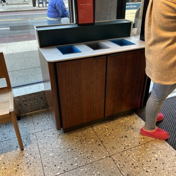 Starbucks - Coffee & Tea Near Me - Jamaica, New York Starbucks - Coffee & Tea Near Me - Jamaica, New York