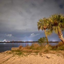 Golden Nugget Lake Charles Hotel & Casino - The beach behind the gold nugget
