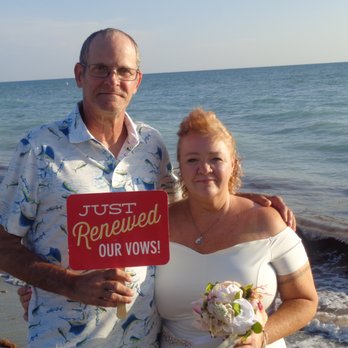 Simple Seaside Ceremonies - Officiants Near Me - Venice, Florida Simple Seaside Ceremonies - Officiants Near Me - Venice, Florida