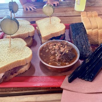 Cattleack Barbeque - Barbeque Near Me - Dallas, Texas