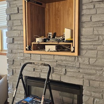Handy Andy TV Mounting - TV Mounting Near Me - Houston, Texas Handy Andy TV Mounting - TV Mounting Near Me - Houston, Texas