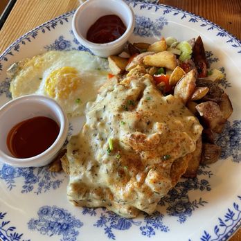 Cecilia - Split order of the Chicken Fried Steak, over-medium egg, potato hash, hot sauce, & ketchup - Breakfast & Brunch Near Me - Vancouver, Washington Cecilia - Split order of the Chicken Fried Steak, over-medium egg, potato hash, hot sauce, & ketchup - Breakfast & Brunch Near Me - Vancouver, Washington
