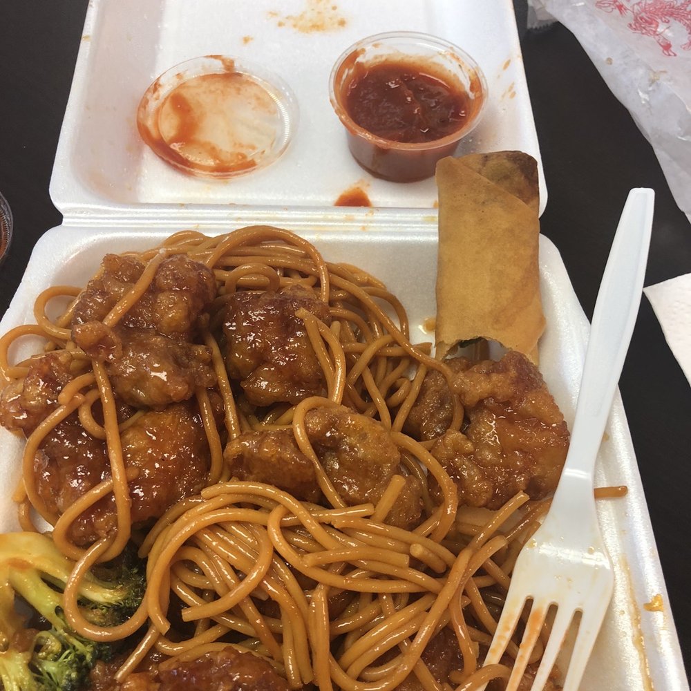 China One - Bland chow mein, ok orange chicken, good egg roll - Chinese Near Me - Upland, California