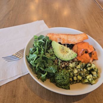 Flower Child - Mother earth with salmon - Salad Near Me - Salt Lake City, Utah Flower Child - Mother earth with salmon - Salad Near Me - Salt Lake City, Utah