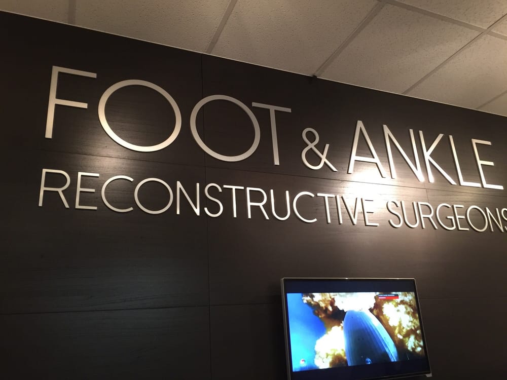 FOOT & ANKLE CENTER OF MOORESVILLE Updated September 2024 1001