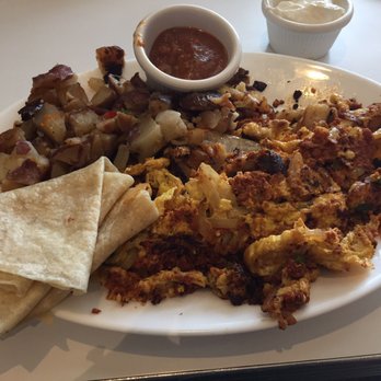 Cafe 50's - Chorizo Sausage and Eggs - Diners Near Me - Los Angeles, California