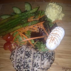 2nd Ave Grill - Niçoise salad