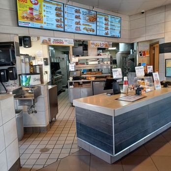 Hardee's - Burgers Near Me - Ozark, Alabama