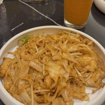 Noodles - Chicken panang fried kway teow - Asian Fusion Near Me - Las Vegas, Nevada Noodles - Chicken panang fried kway teow - Asian Fusion Near Me - Las Vegas, Nevada