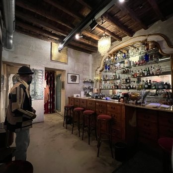 Le Gallinelle - Cocktail bar in the back with the oh-so-dapper Mr. Otay - Accessories Near Me - Rome, RM