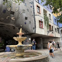 Hundertwasser Village - Fountain