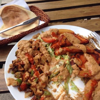 Safari Berlin - The Usual: Chicken teller - African Near Me - Berlin, BE Safari Berlin - The Usual: Chicken teller - African Near Me - Berlin, BE