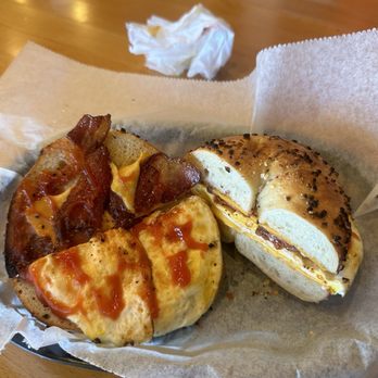 Metropolitan Cafe - Bacon egg Breakfast Meat, Egg, and Cheese Sandwich - Bagels Near Me - Fairview, New Jersey