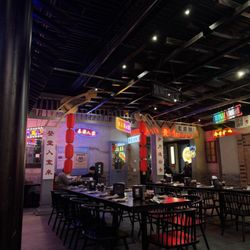I Noodle - Inside restaurant