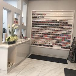 K Spa & Nails