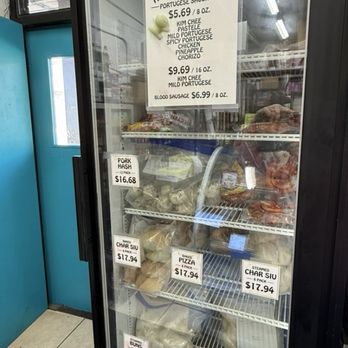 Aiea Manapua & Snacks - Inside - Delis Near Me - Aiea, Hawaii Aiea Manapua & Snacks - Inside - Delis Near Me - Aiea, Hawaii