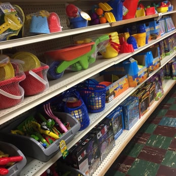 Tom's Toys - Summer toys - Toy Stores Near Me - Montrose, California