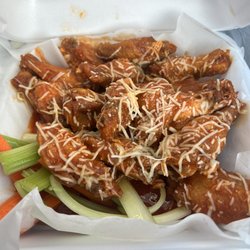 WingNutz Bar and Grill - Garlic Parmesan Wingz
