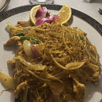 Thai Opal - Dinner Thai Opal Glass Noodle Curry - Thai Near Me - Dallas, Texas