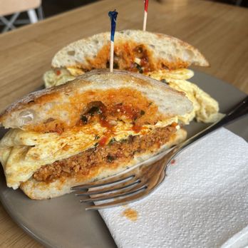 Kai Bar Coffee Roasters - Portuguese sausage and egg sandwhich - Coffee Roasteries Near Me - Kilauea, Hawaii Kai Bar Coffee Roasters - Portuguese sausage and egg sandwhich - Coffee Roasteries Near Me - Kilauea, Hawaii
