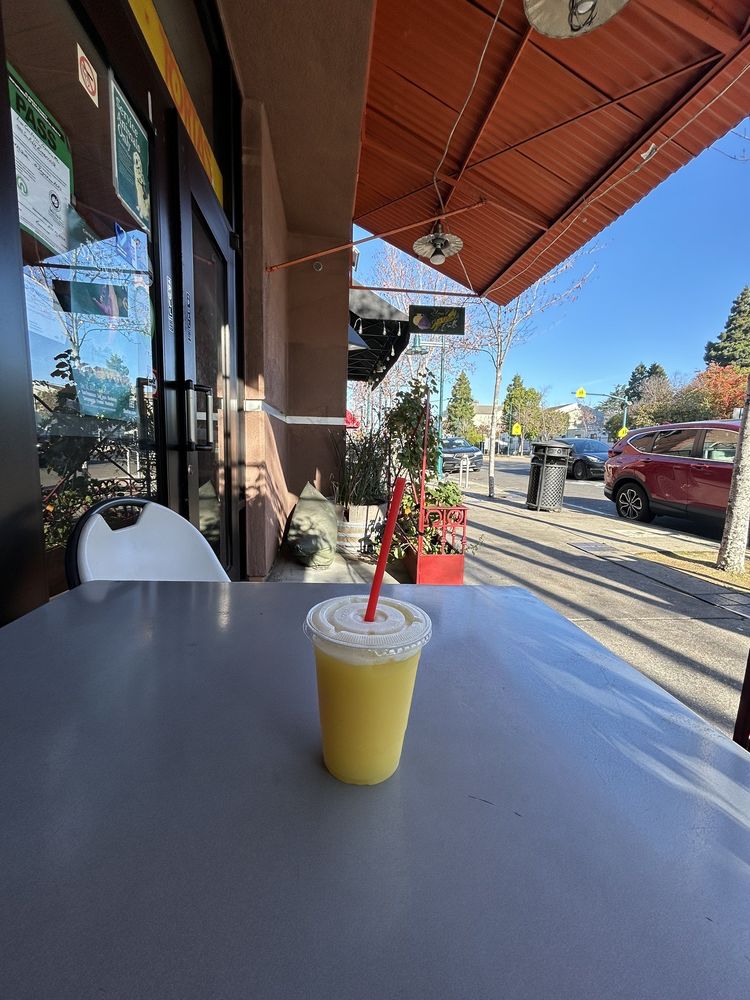 Los Cantaros Taqueria