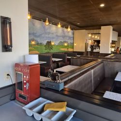 Farmsook Thai Kitchen - Dining area