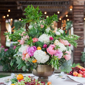 PoppyStone Floral Design - Large ceremony arrangement re-purposed to the cocktail hour/reception area - Floral Designers Near Me PoppyStone Floral Design - Large ceremony arrangement re-purposed to the cocktail hour/reception area - Floral Designers Near Me