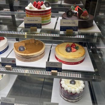Paris Baguette - Cakes - Bakeries Near Me - Novi, Michigan Paris Baguette - Cakes - Bakeries Near Me - Novi, Michigan